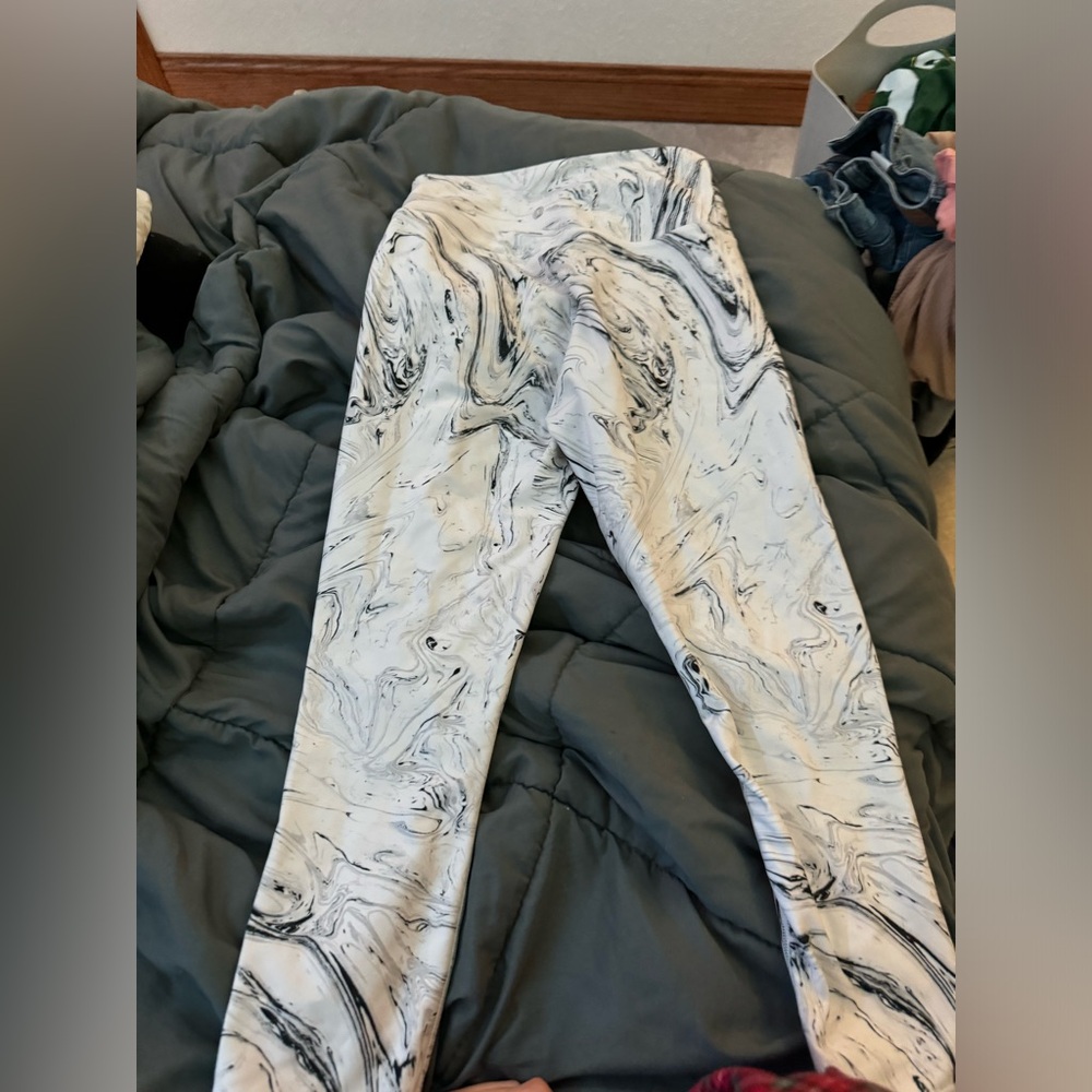 White and black mix leggings
